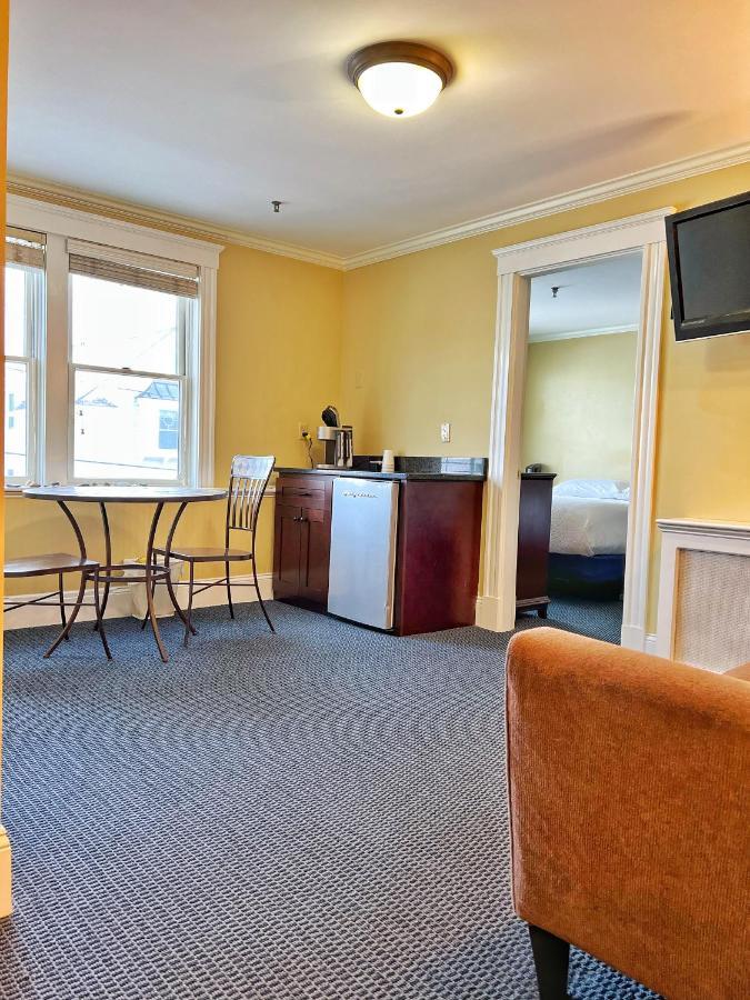Winthrop Arms Hotel Restaurant Logan Airport מראה חיצוני תמונה