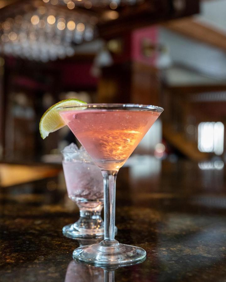 Winthrop Arms Hotel Restaurant Logan Airport מראה חיצוני תמונה